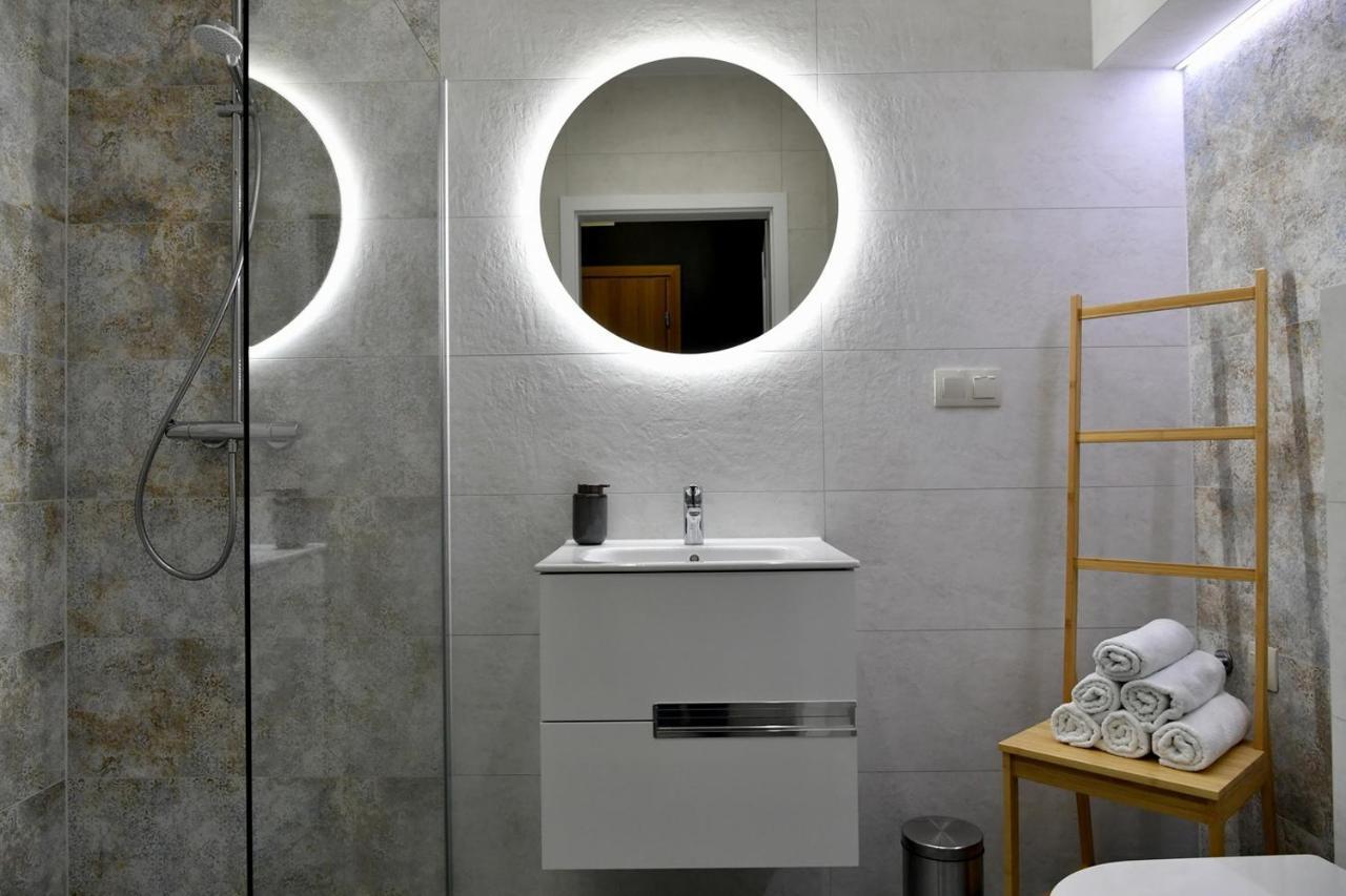 Ach To Tu! Apartament Zator Kültér fotó
